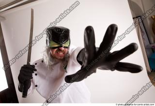 34 2019 01 LUKAS STANDING POSE WITH KNIFE